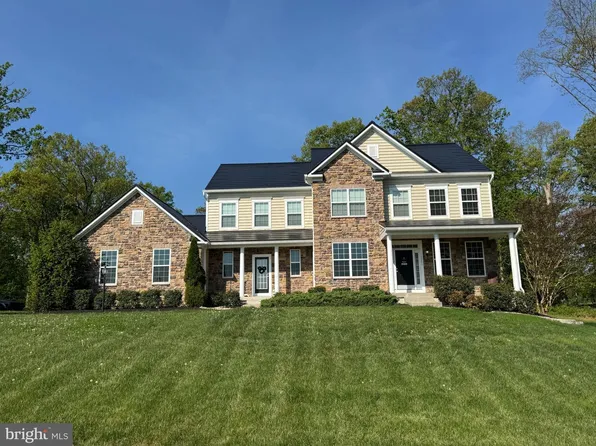 14963 Creek Point Ct, Hillsboro, VA 20132