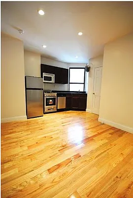 Rented by Platinum Properties | media 21