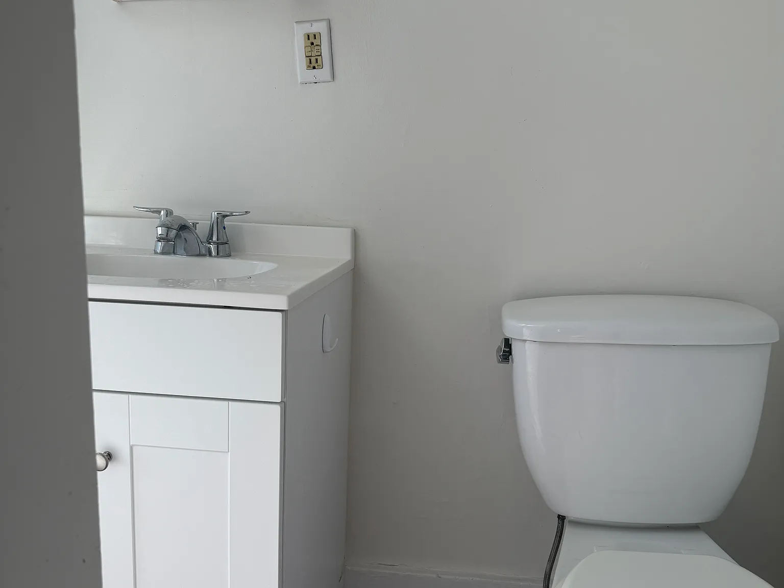 2 bed, $995 — Photo 3