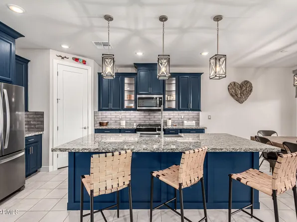 6823 W MILADA Drive, Laveen, AZ 85339
