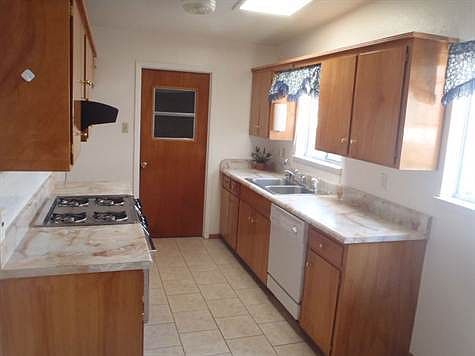 1st image of 3621 Moonlight Ave