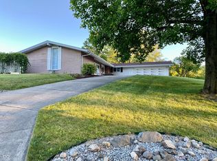 5706 S Fairlee Rd, Anderson, IN 46013