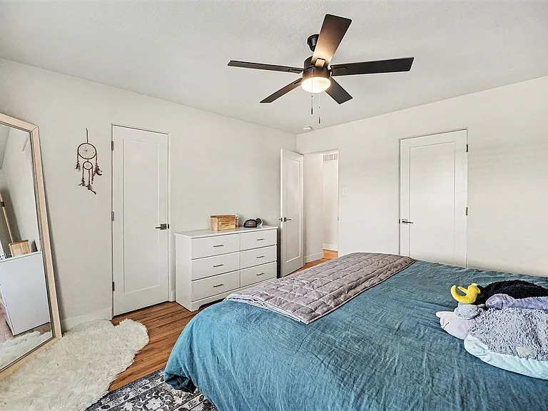 5217 E Martin Luther King Jr Blvd — Photo 12