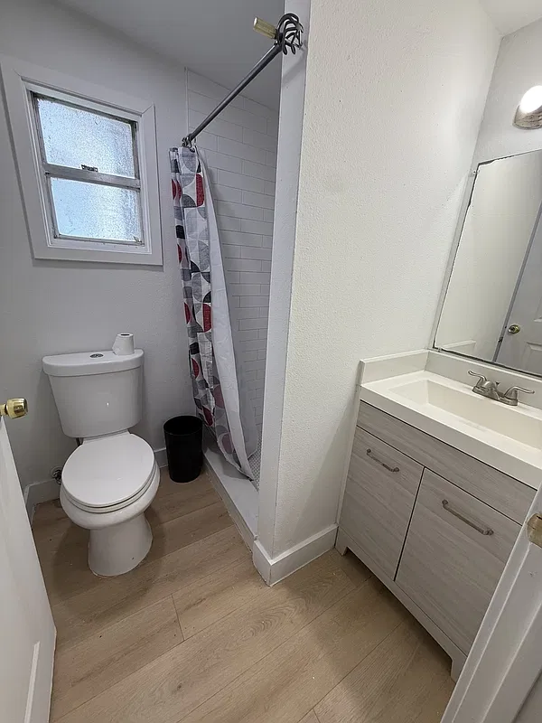 2 bed, 1.0 bath, 600 sqft, $1,200 — Photo 4
