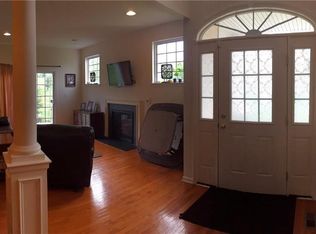 17 Arden Ct, Middletown, NY 10940