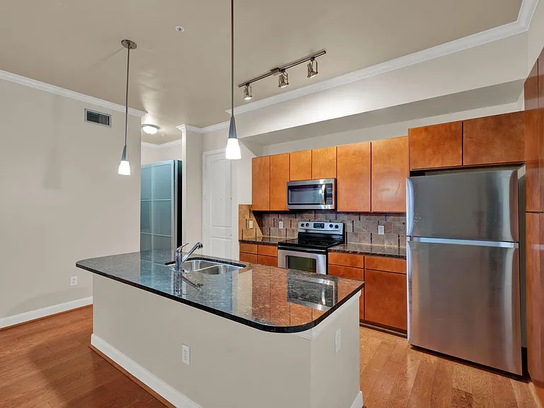 300 Saint Joseph Pkwy #307 — Photo 8