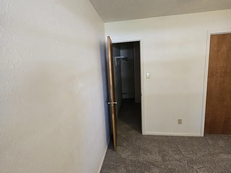 2904 Forest Bnd #1 — Photo 48