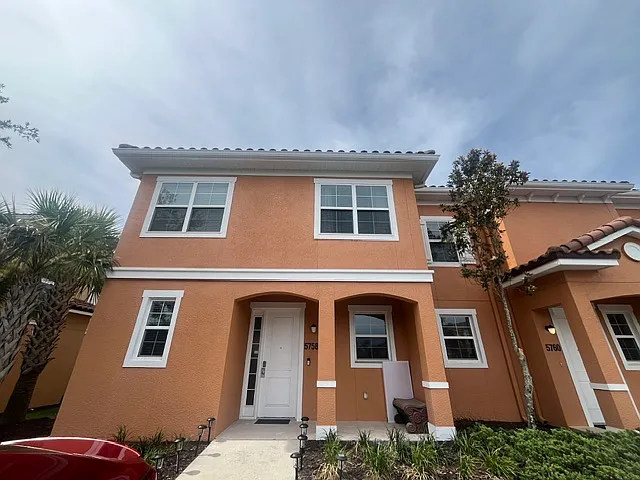 5758 Lesabre Dr, Kissimmee FL 34746 — Photo 1