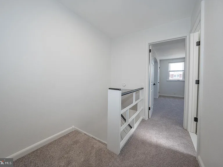 8602 Rugby St — Photo 12