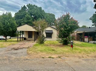 3821 Mercury St, Haltom City, TX 76111