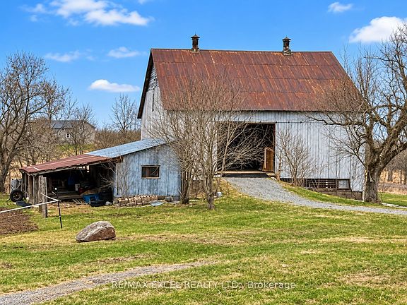 2nd image of 773 9th Concession Rd