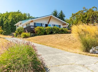 4652 Elsica Dr, Clinton, WA 98236