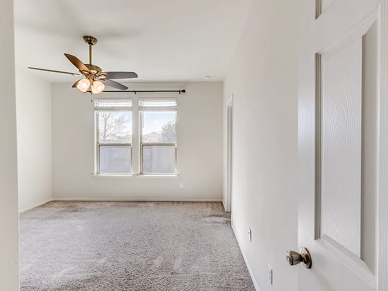 11617 Amber Stream Ln — Photo 18