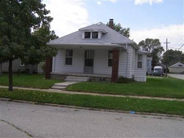 1st image of 900 S 19th St