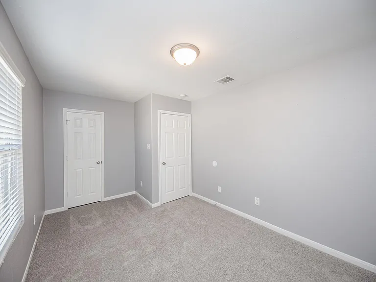 1631 Dove Run — Photo 28