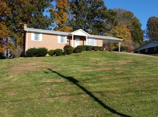 157 Spartan Cir, Ridgeway, VA 24148