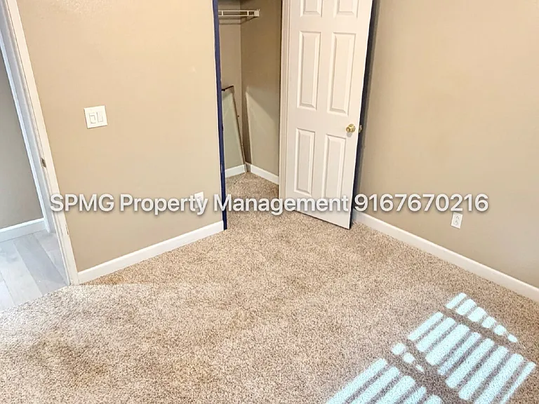 609 Granada Pass Dr — Photo 16