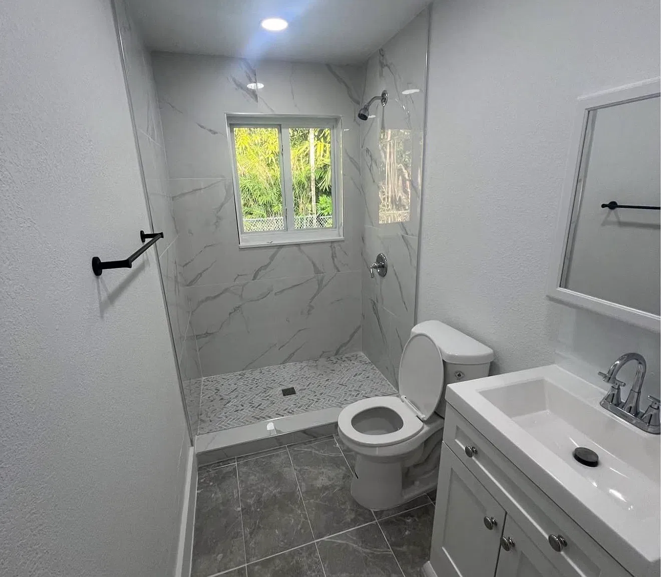 1 bed, 200 sqft, $1,200 — Photo 3