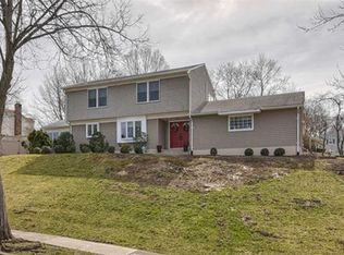 85 Ashburn Rd, Wayne, NJ 07470