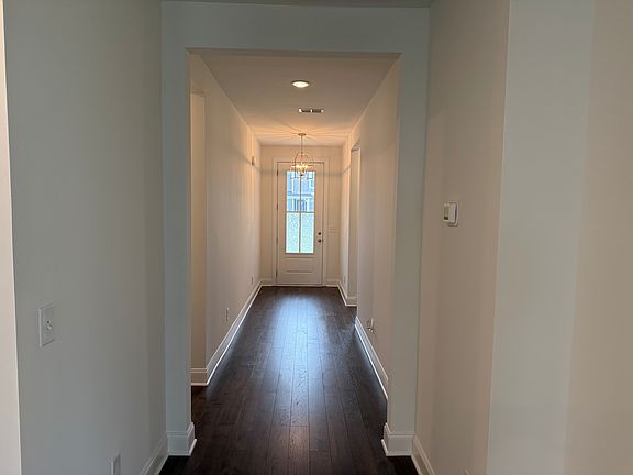 4th image of 3711 Shady Forest Dr