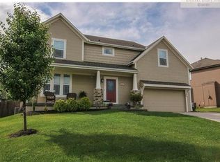 10230 Theden Cir, Lenexa, KS 66220