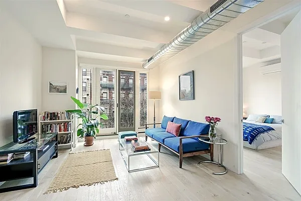 Rented by Compass | media 17