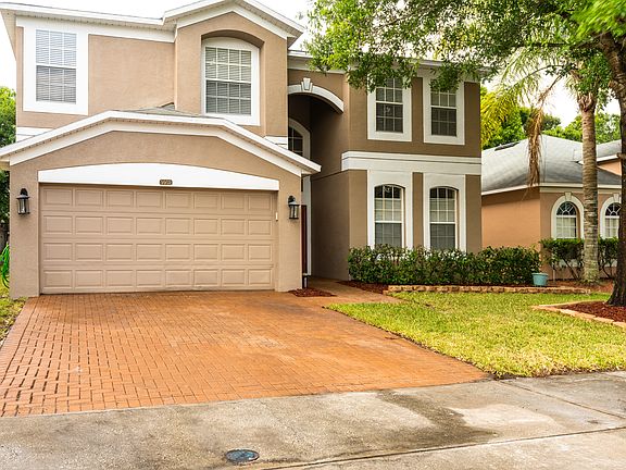 3rd image of 9902 Shadow Creek Dr