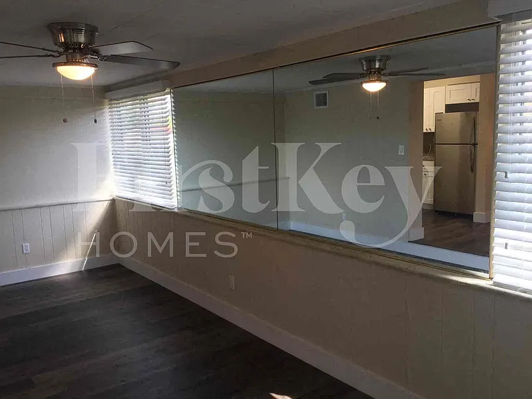 10020 SW 37th St — Photo 9
