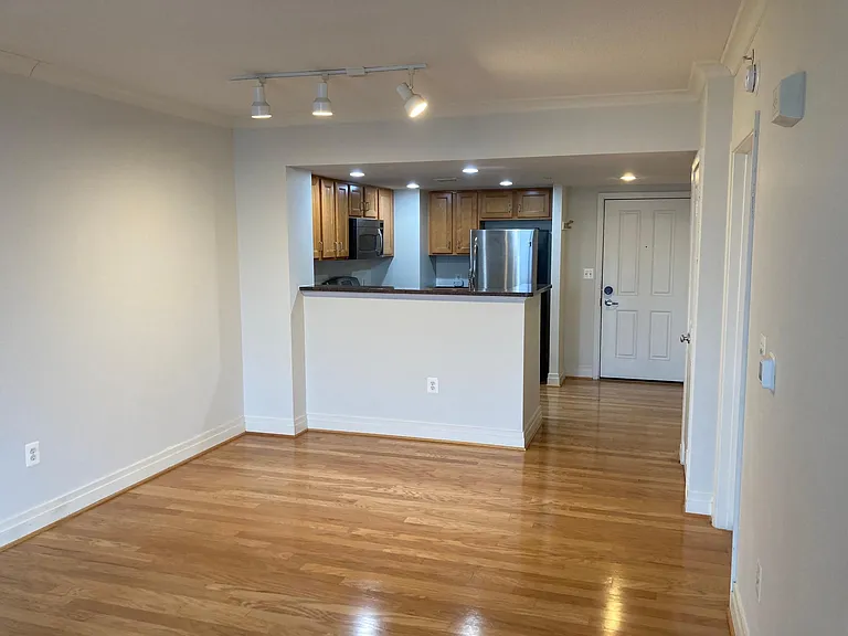 414 Water St #2710 — Photo 18