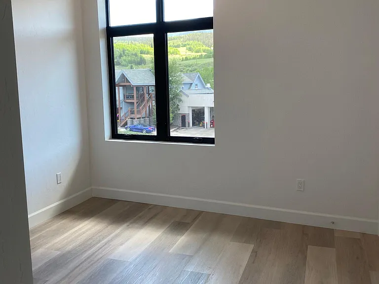 940 Blue River Pkwy #1B — Photo 6