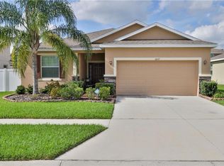 6047 Merrifield Dr, Zephyrhills, FL 33541