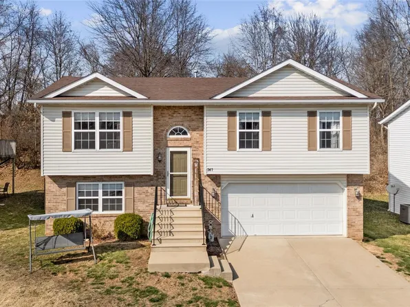 367 Sweetwater Ln, O Fallon, IL 62269