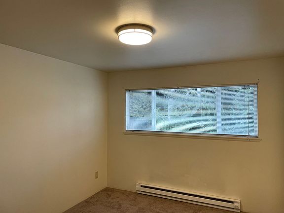 5th image of 12700 Greenwood Ave N #204