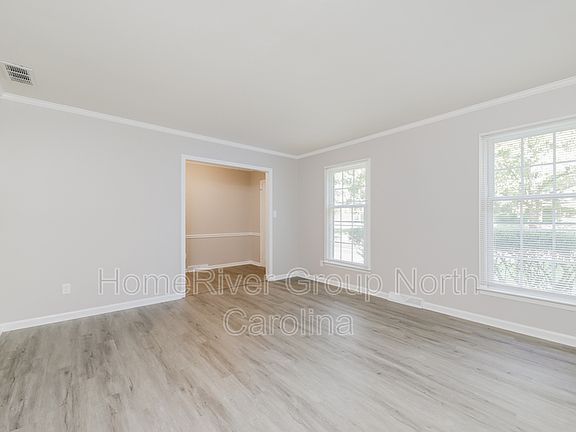 4th image of 4303 Penton Pl
