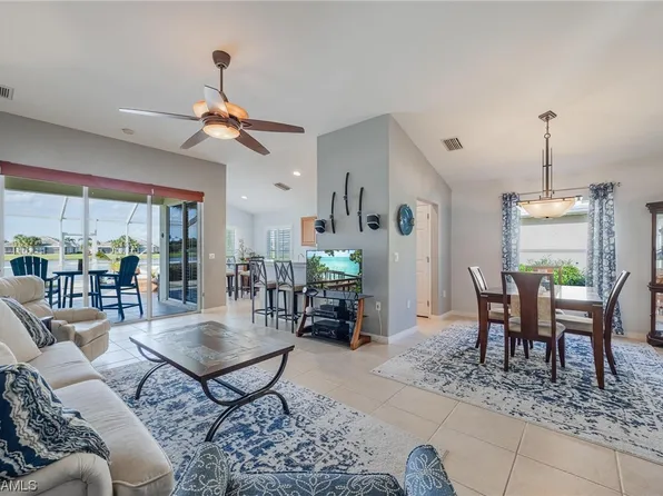 2669 Clairfont Ct, Cape Coral, FL 33991