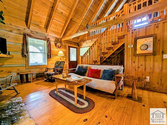 5th image of 13 Blue Ridge Psge