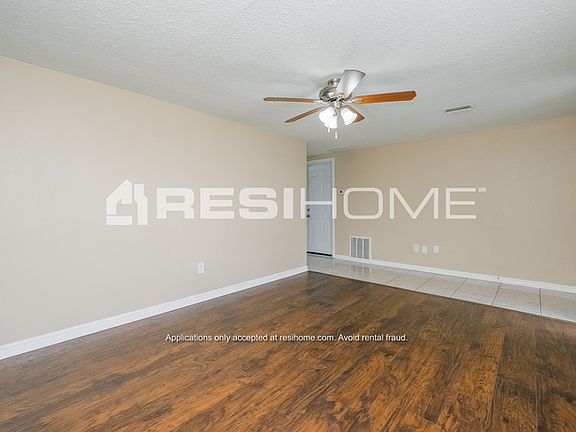 4th image of 2201 Shannon Dr