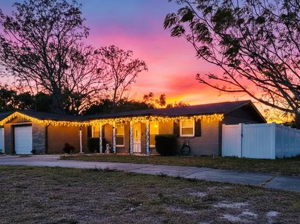 7631 Ilex Dr, Port Richey, FL 34668