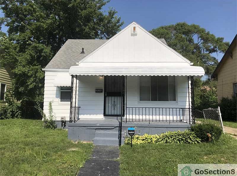 1st image of 19190 Hawthorne St