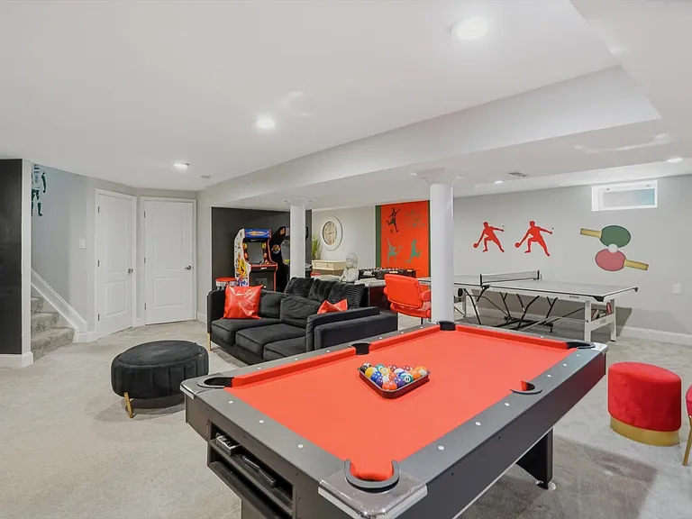 10 Graveswood Ct — Photo 33
