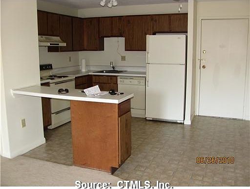 Stove, Dishwasher, Fridge, garbage disposal