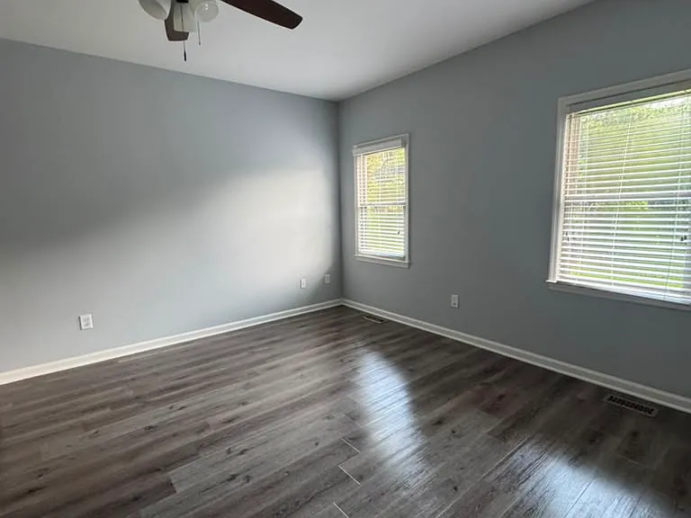 1051 Spartan Ln — Photo 30