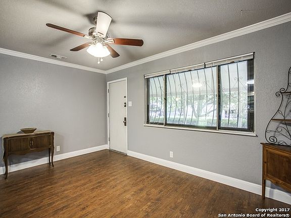 5th image of 6414 Greencastle Dr
