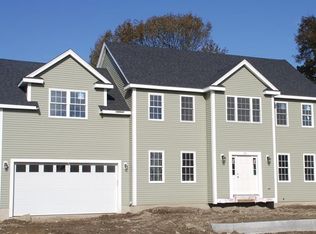 29 Hoover Ave, Quincy, MA 02169