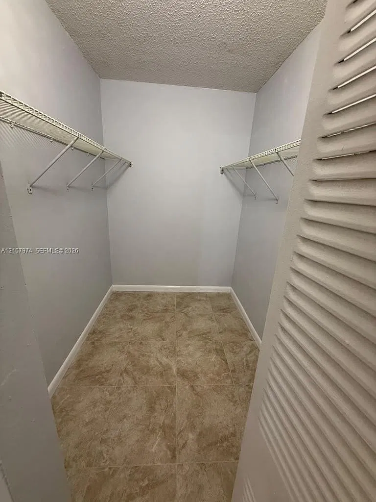 Applegreen Condo Apts 1 — Photo 3
