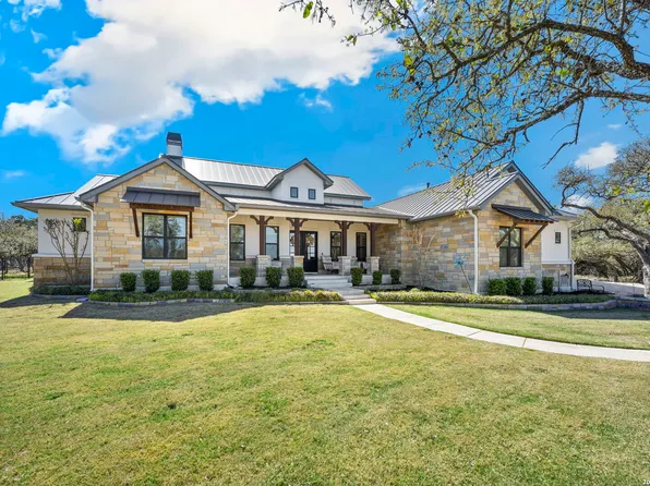 979 Belle Oaks, Bulverde, TX 78163