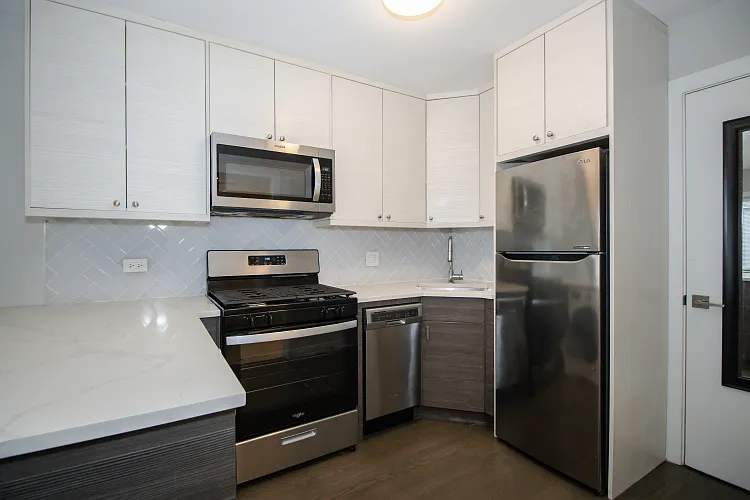 5960 N Winthrop Ave #54-1E