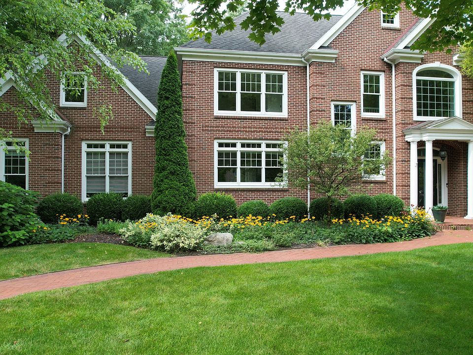 1st image of 3260 Estates Ct S