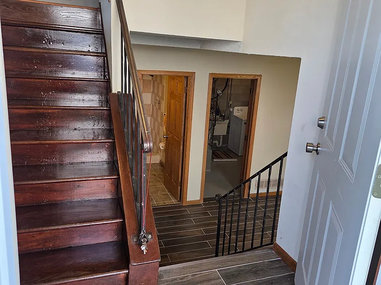 7829 Xerxes Ct N — Photo 2