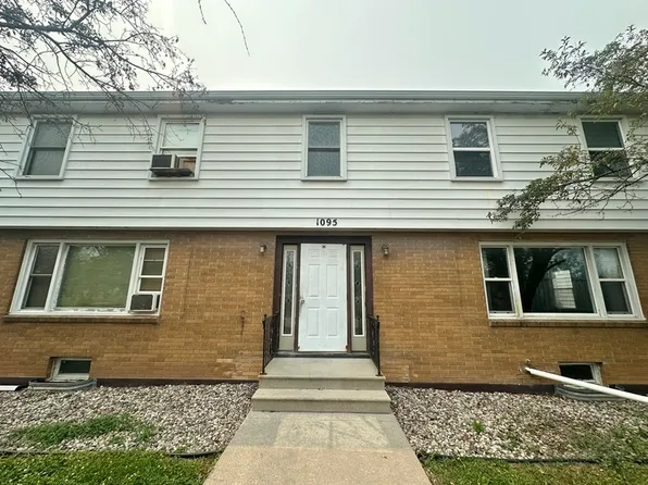 1095 Gillingham Rd, Neenah, WI
